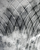 G035